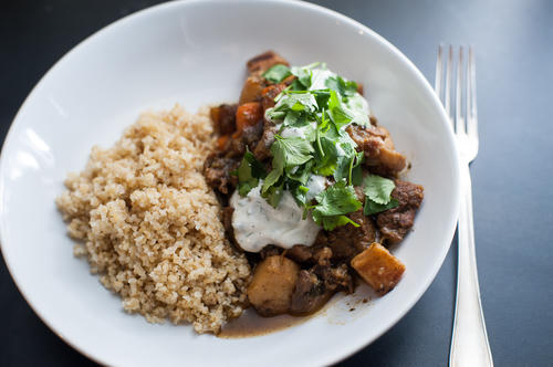 Lamm Tajine mit Quitten und Aprikosen