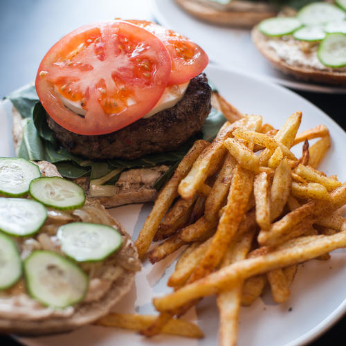 Lammburger mit Ziegenkäse